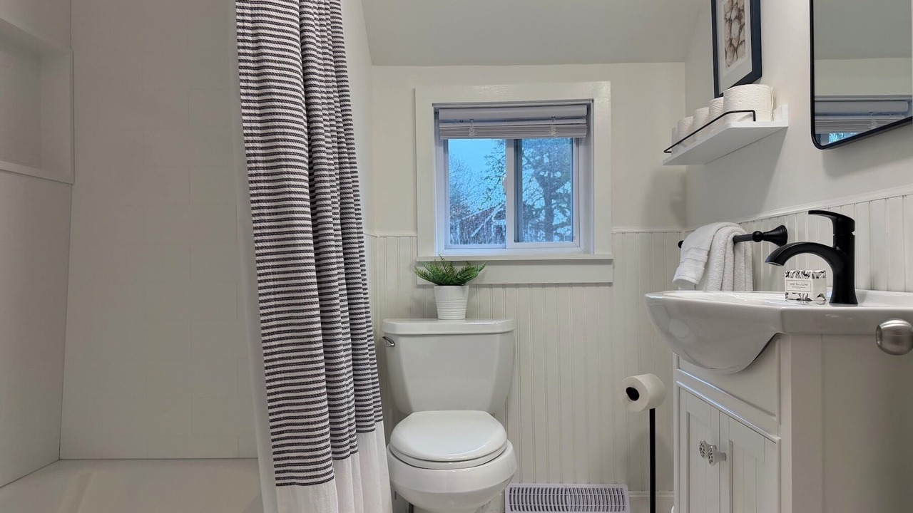 Photo of Bathroom in West Dennis