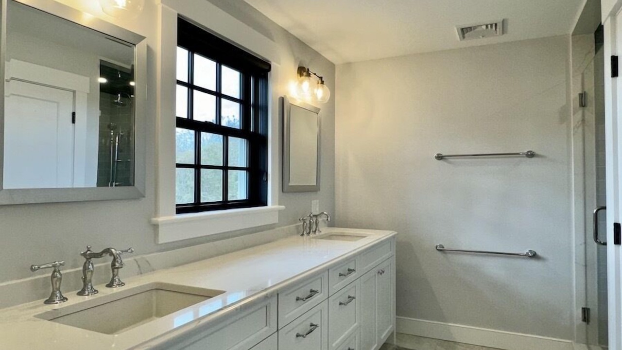 Photo of Bathroom in West Dennis