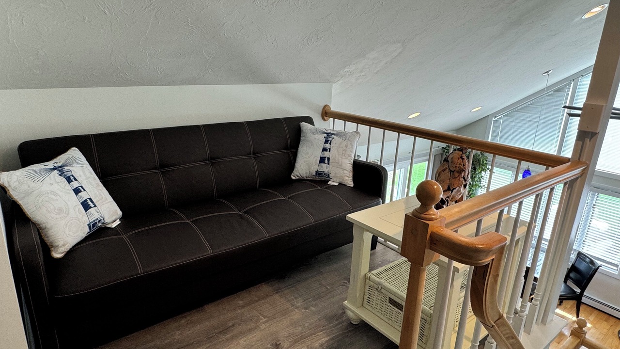 Photo of Livingroom in South Yarmouth