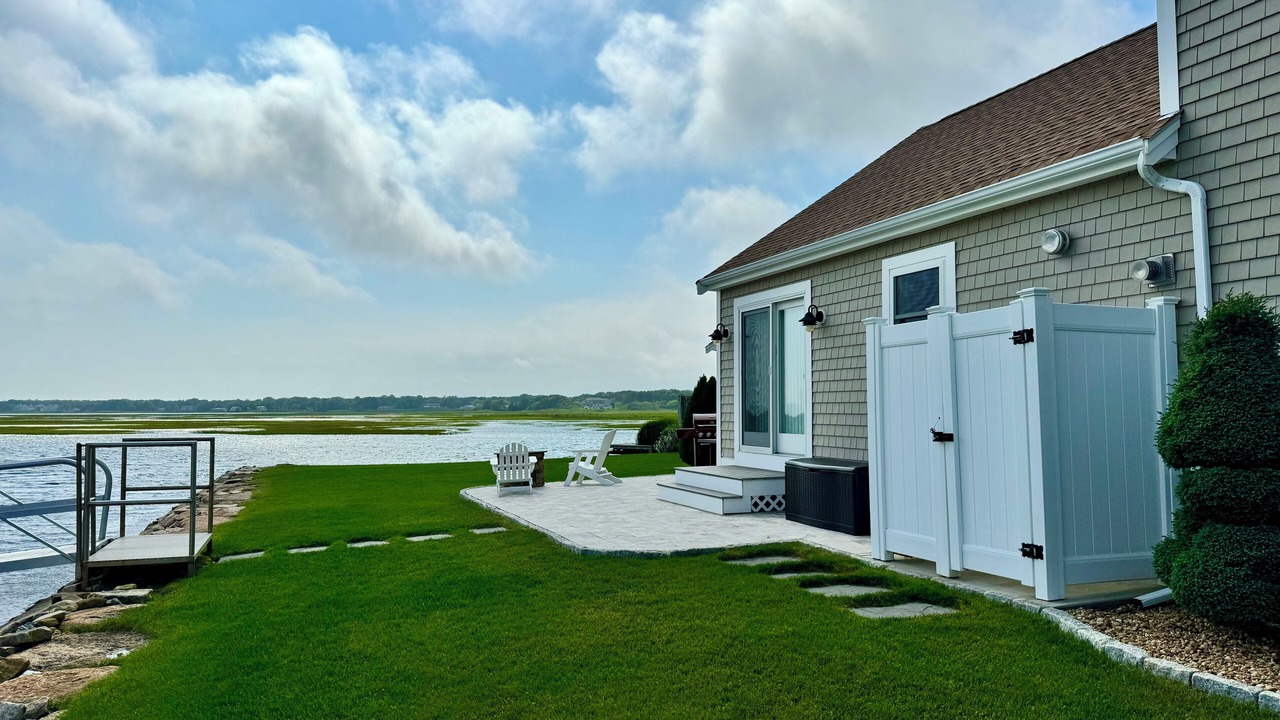 Photo of Patio Balcony in South Yarmouth