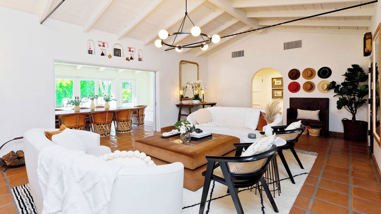 Photo of Bedroom in Uptown Design District