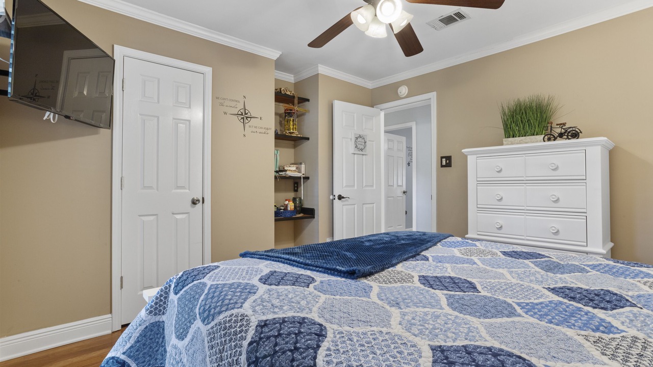 Photo of Bedroom in Gulf Hills