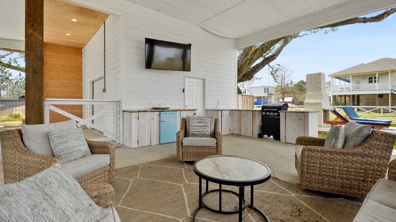 Photo of Patio Balcony in Waveland