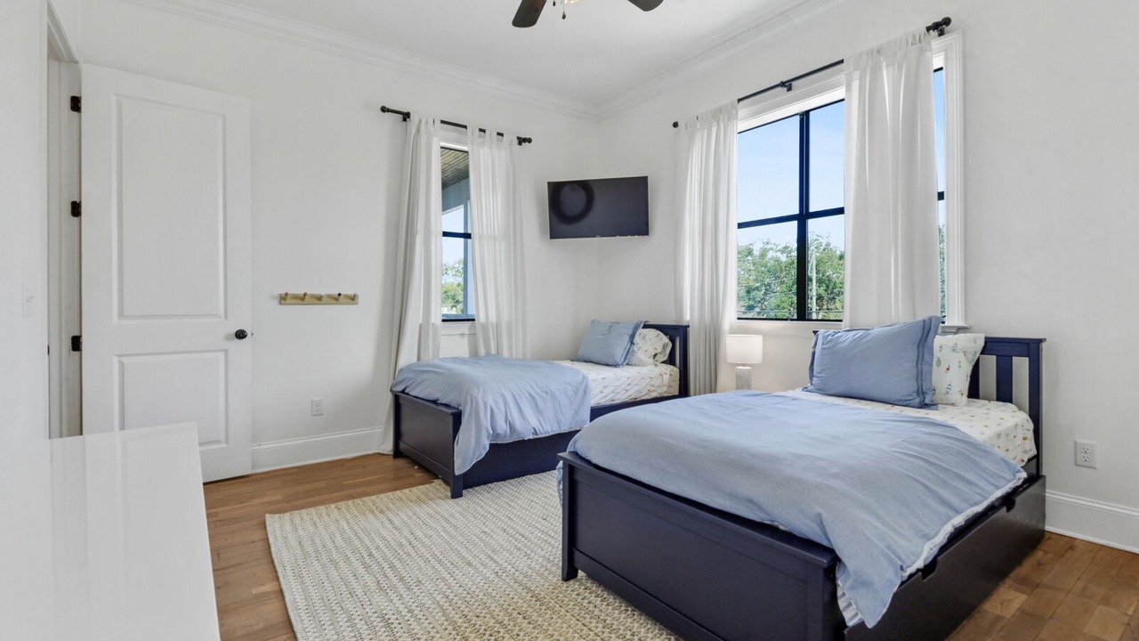 Photo of Bedroom in Waveland