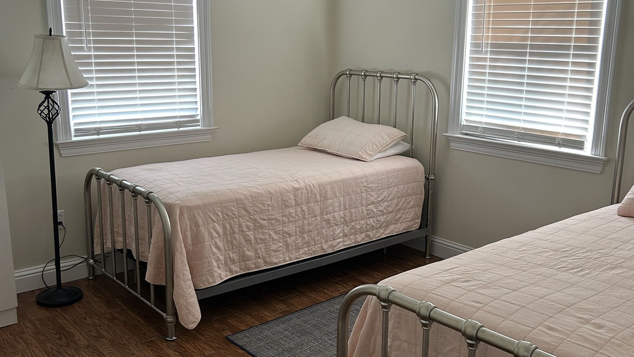 Photo of Bedroom in Shoreline Park