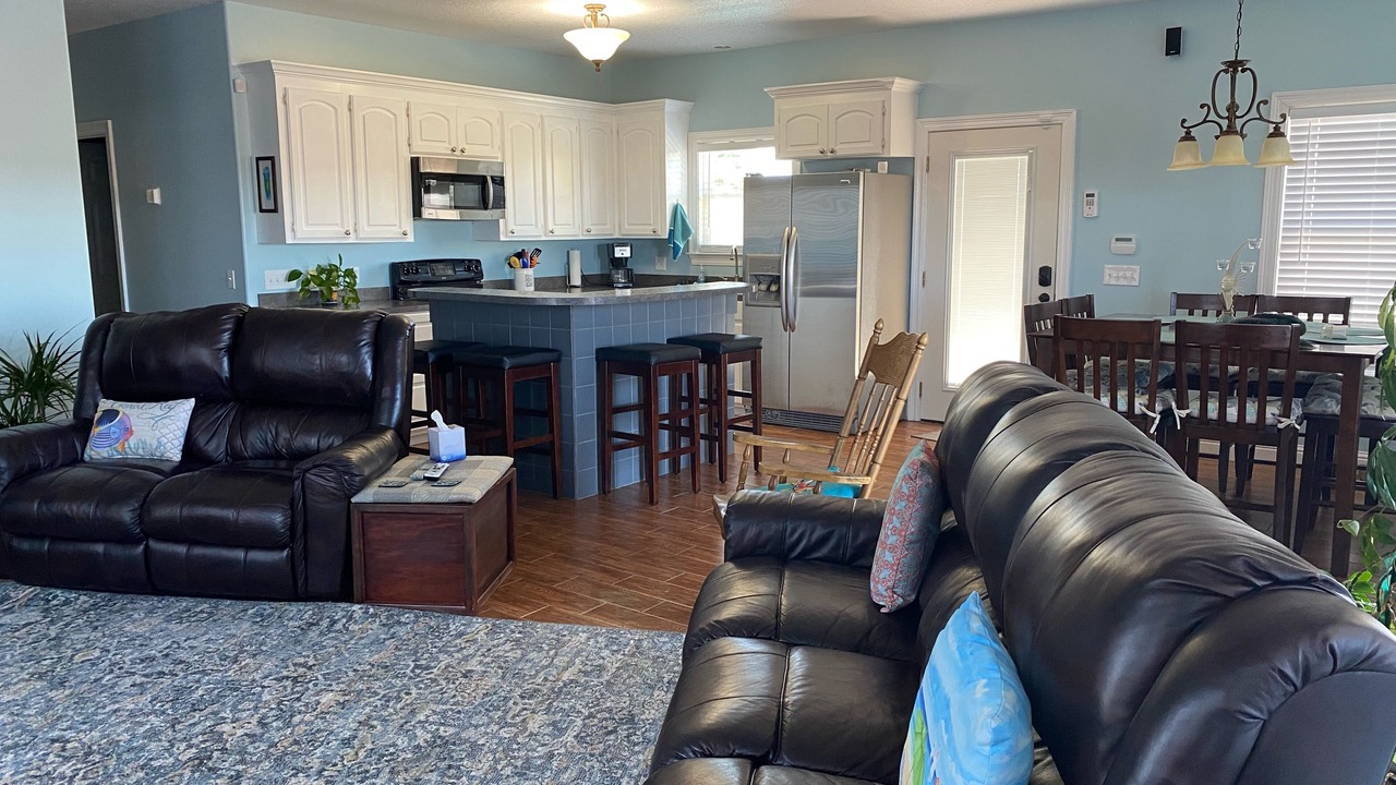 Photo of Livingroom in Shoreline Park