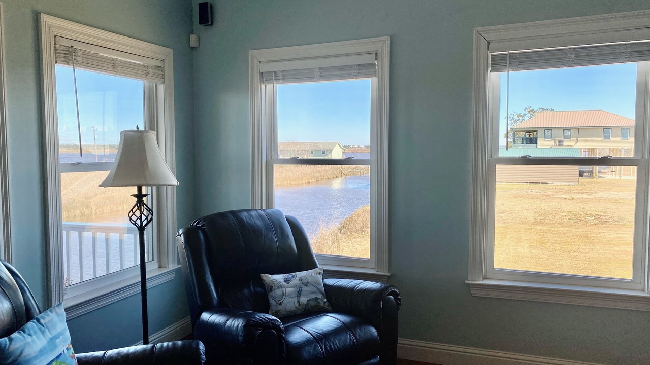 Photo of Livingroom in Shoreline Park