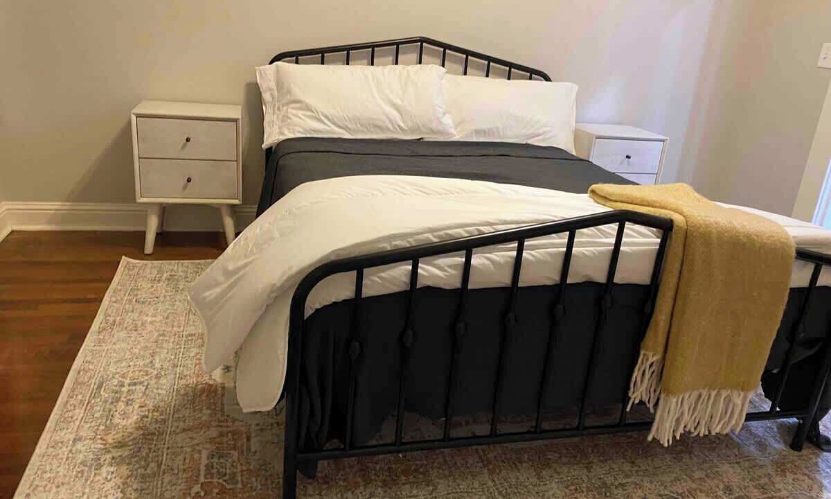 Photo of Bedroom in Riviera - Westchester