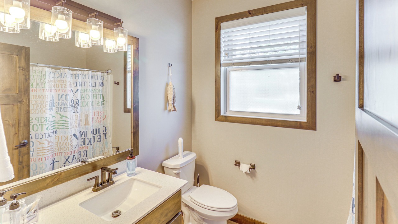 Photo of Bathroom in Alexandria