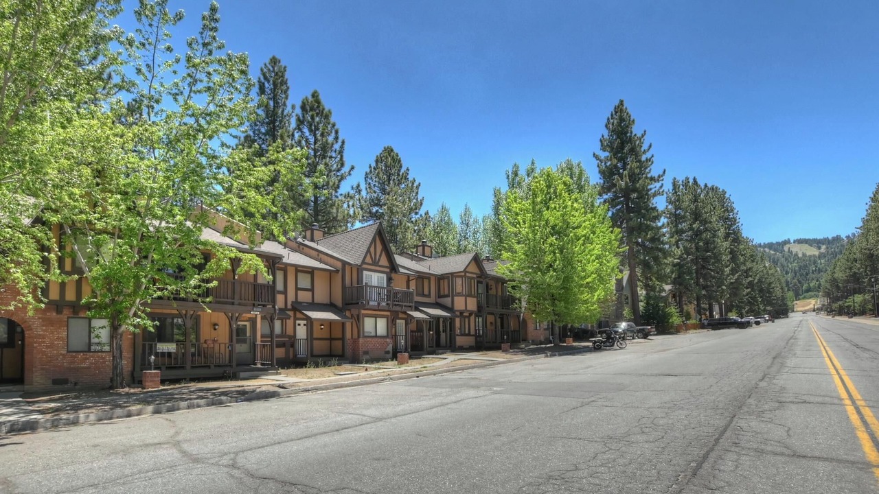 Photo of Others in Summit Estates