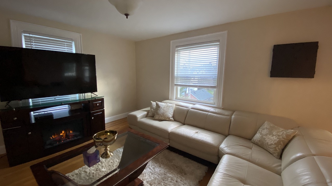Photo of Livingroom in Malden