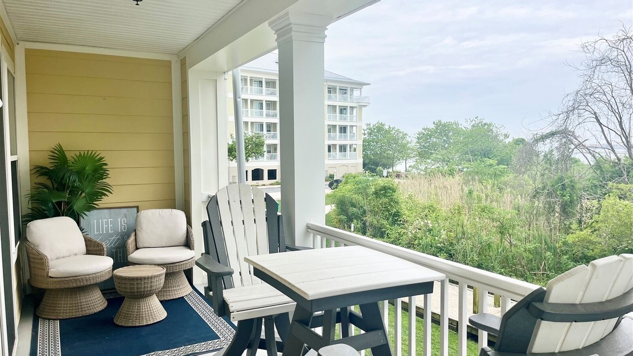 Photo of Patio Balcony in Sunset Island