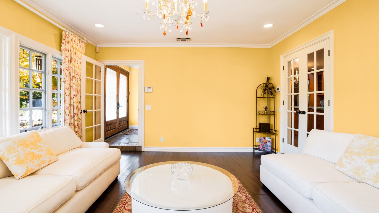 Photo of Livingroom in Calabasas