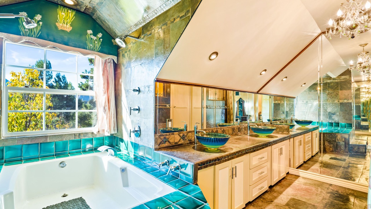 Photo of Bathroom in Calabasas