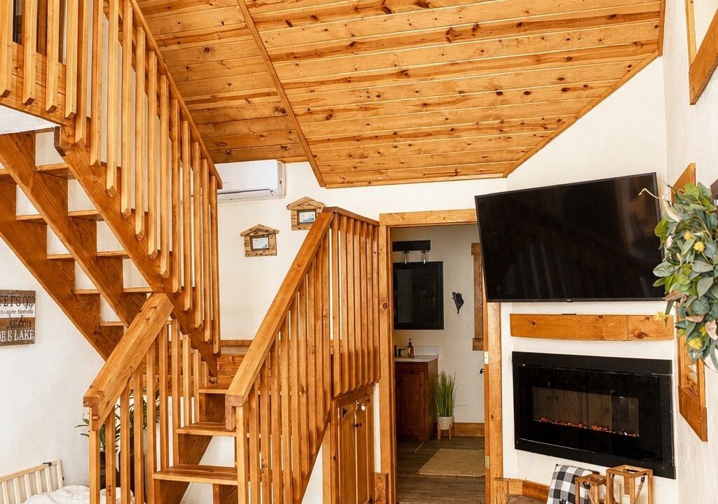 Photo of Livingroom in Deerwood