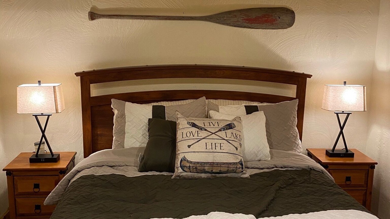 Photo of Bedroom in Deerwood