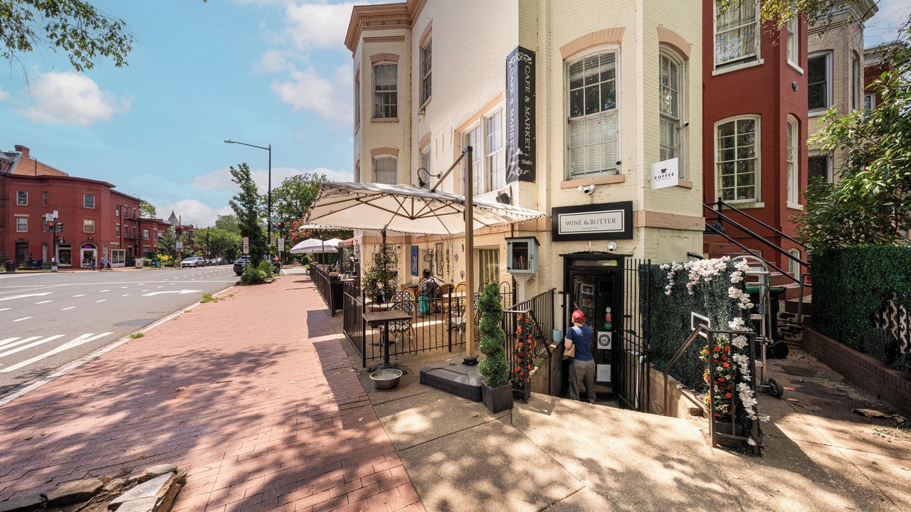 Photo of Outdoor in Capitol Hill