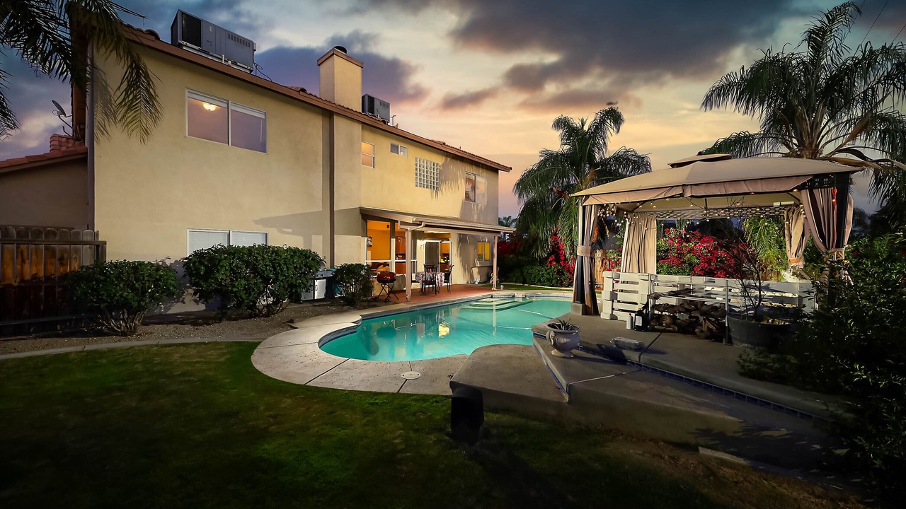 Photo of Outdoor in Bakersfield