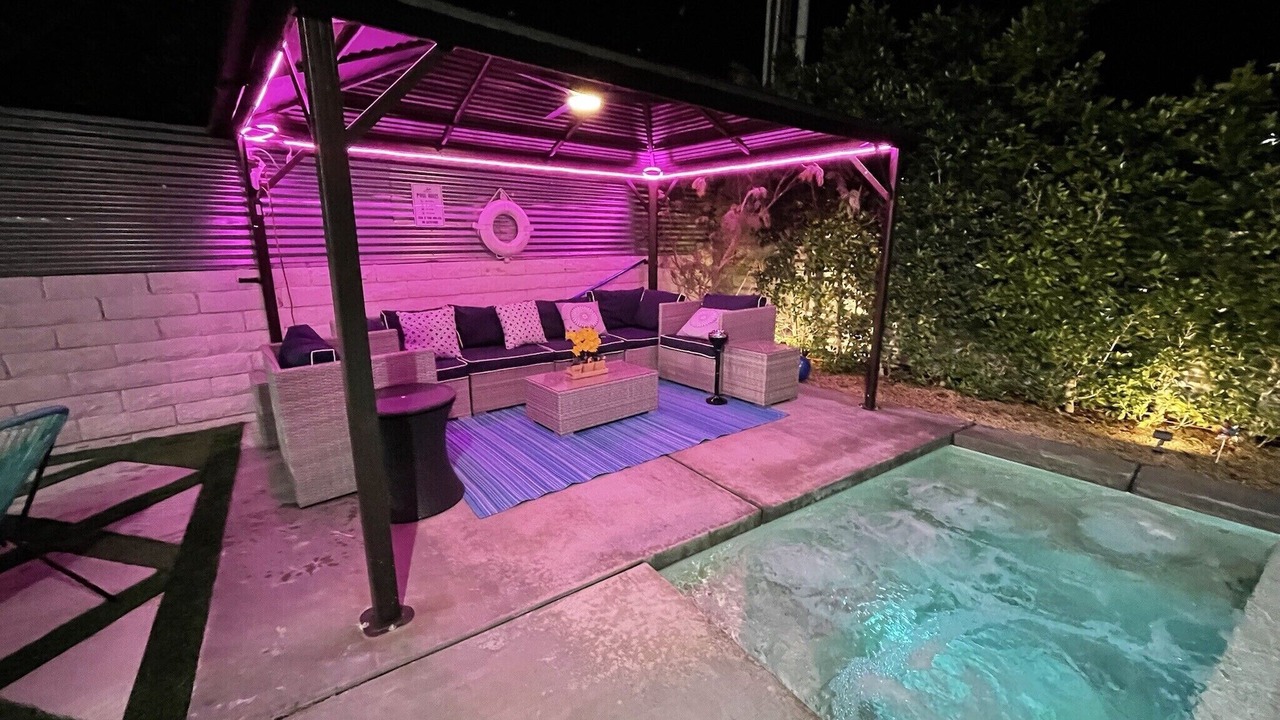 Photo of Outdoor in Racquet Club West