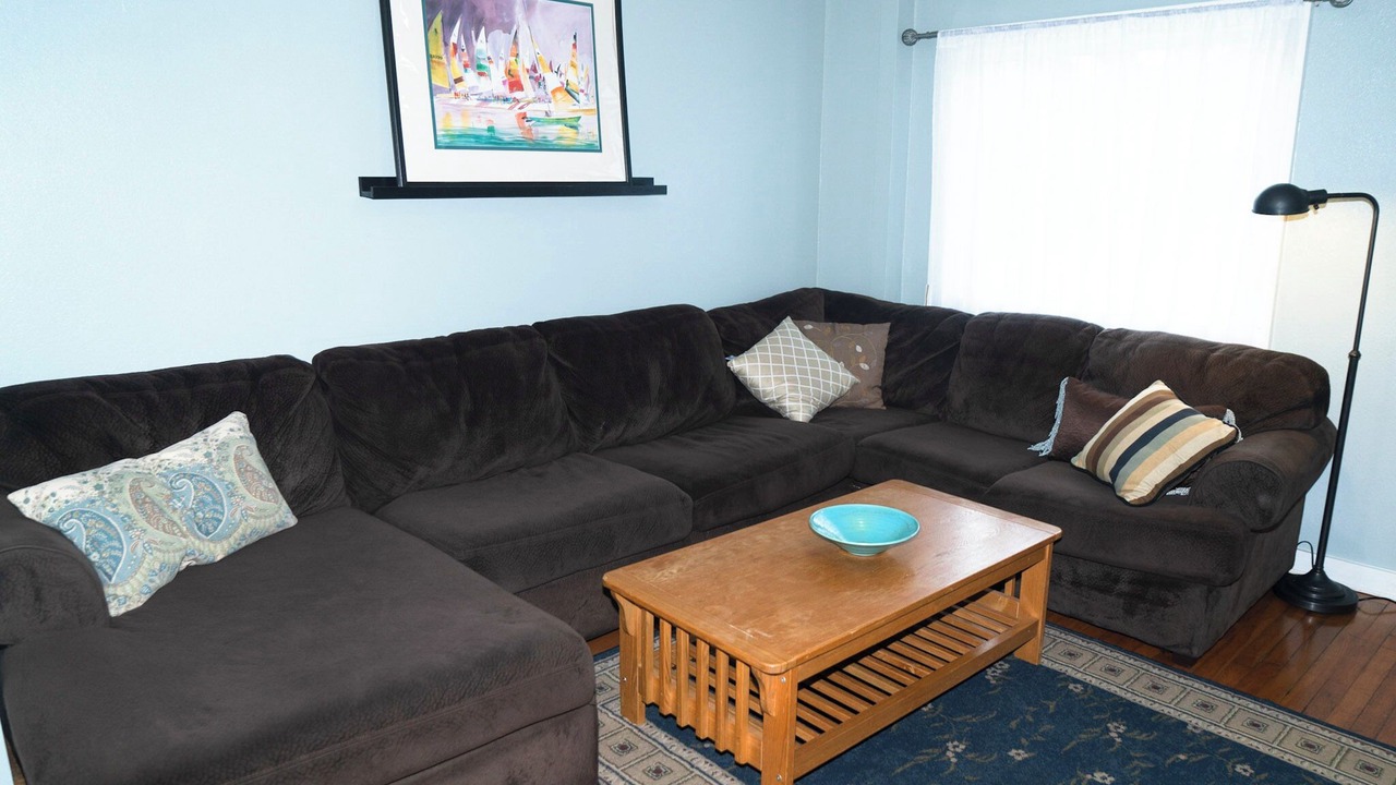 Photo of Livingroom in Washington Square