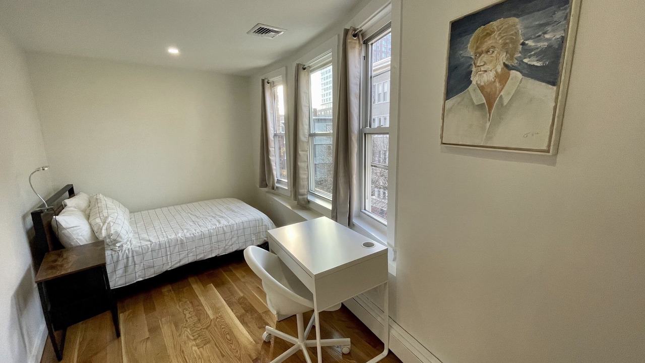 Photo of Bedroom in The Port