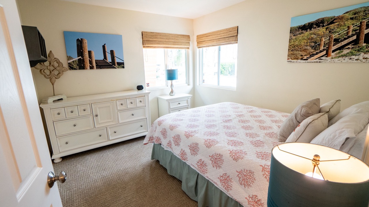 Photo of Bedroom in Carpinteria