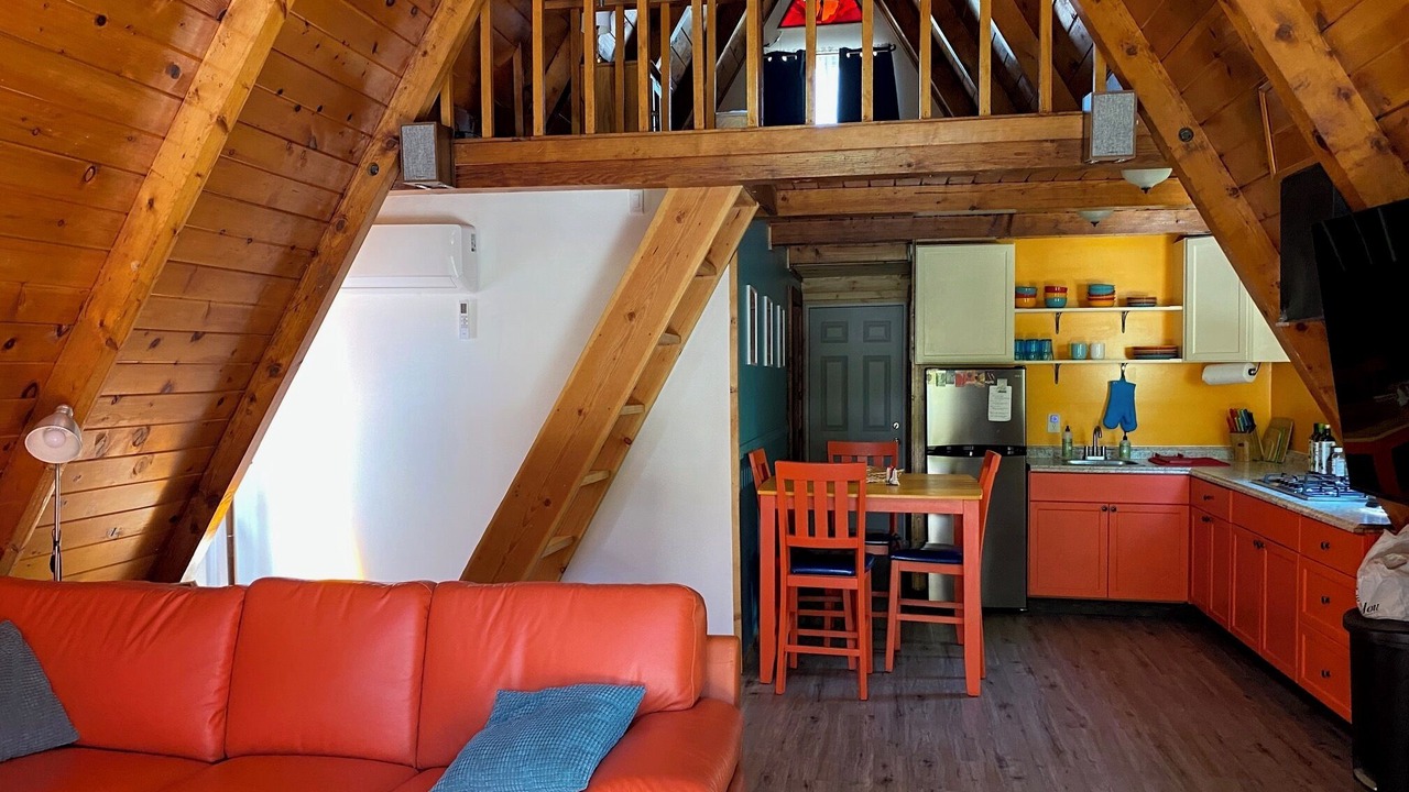 Photo of Livingroom in Bodfish