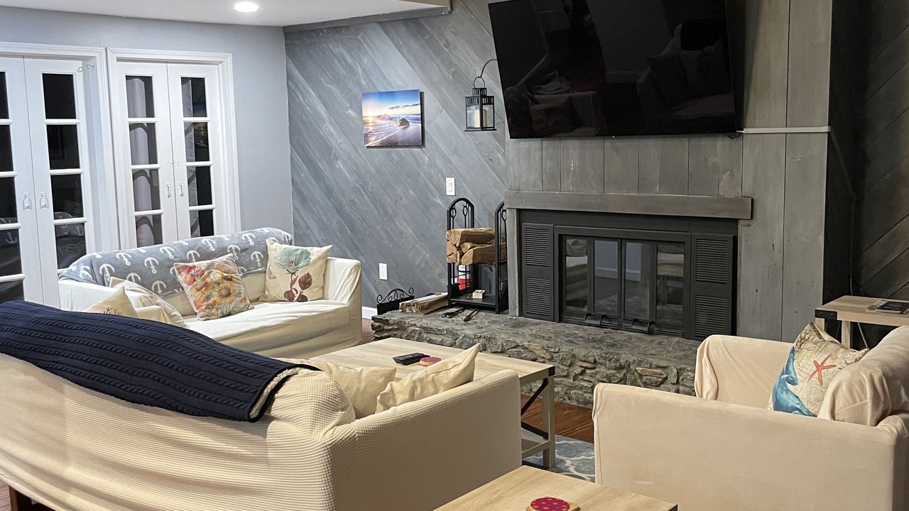 Photo of Livingroom in Cedarville