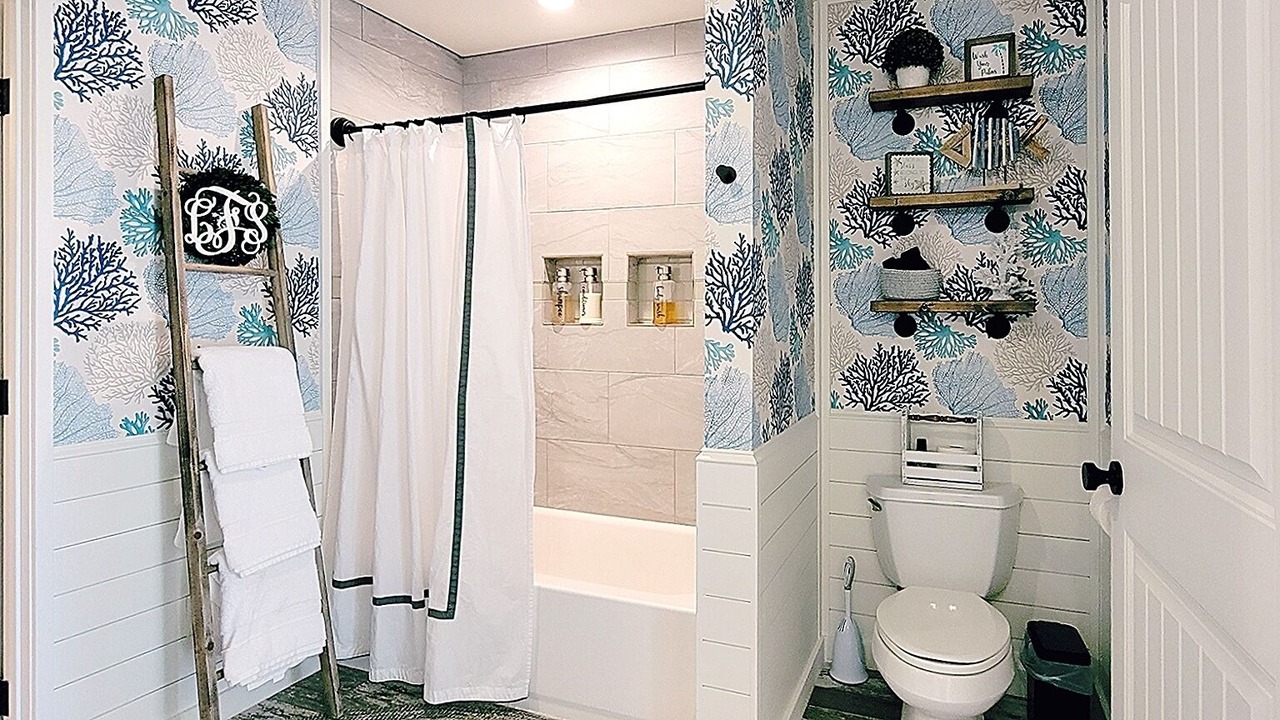 Photo of Bathroom in Bay St Louis