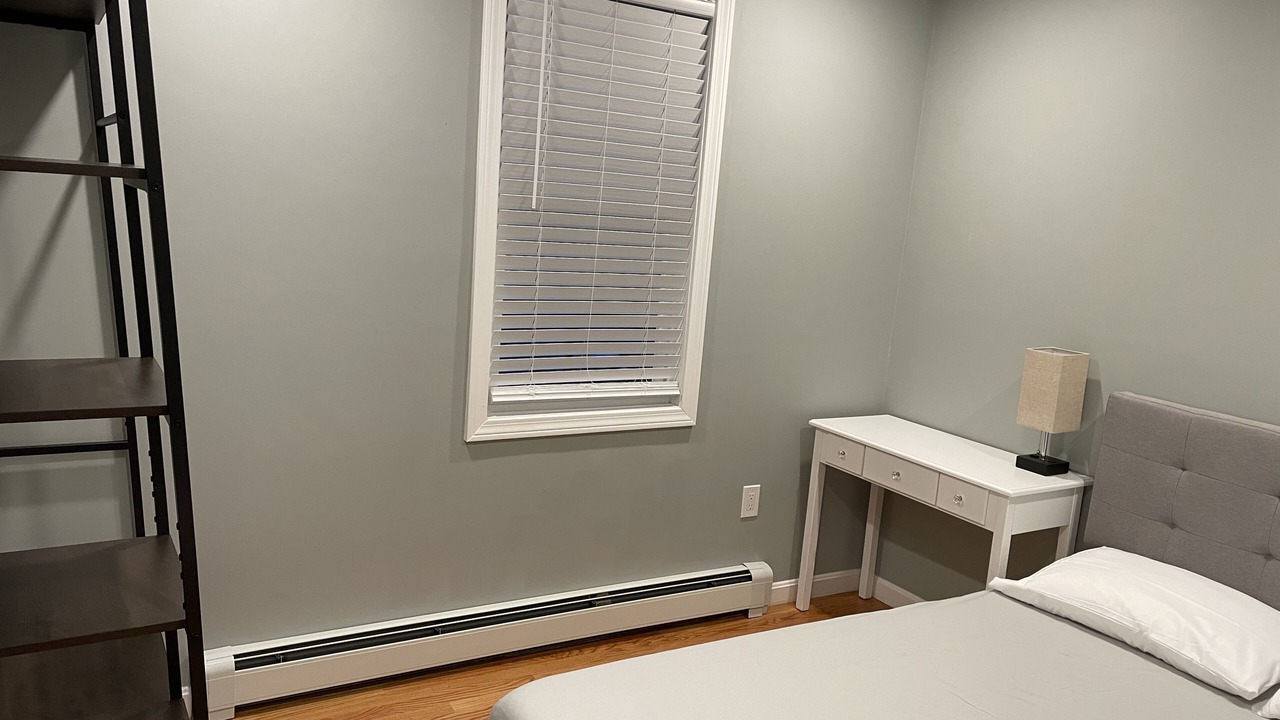 Photo of Bedroom in Quincy