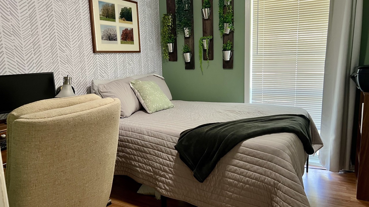 Photo of Bedroom in Gulfport