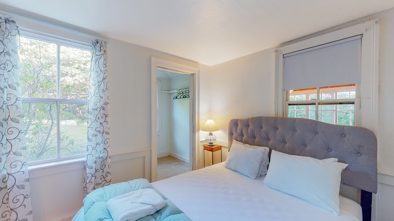 Photo of Bedroom in Aquinnah