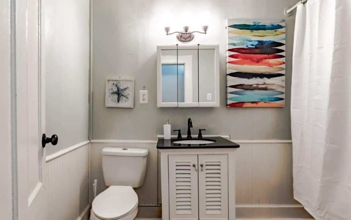 Photo of Bathroom in Mobile