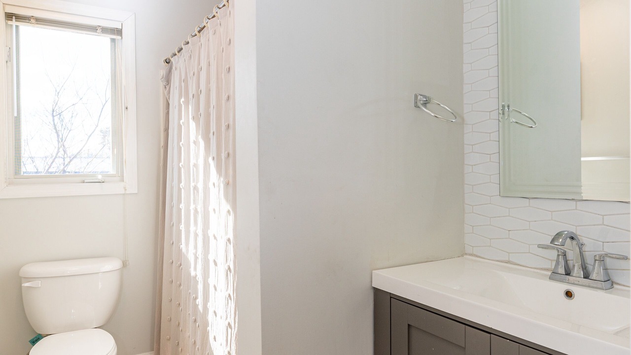 Photo of Bathroom in Oak Bluffs