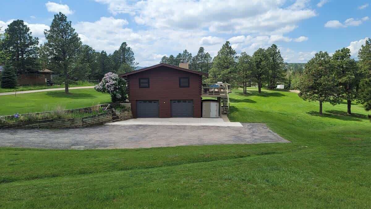 Photo of Outdoor in Colonial Pine Hills