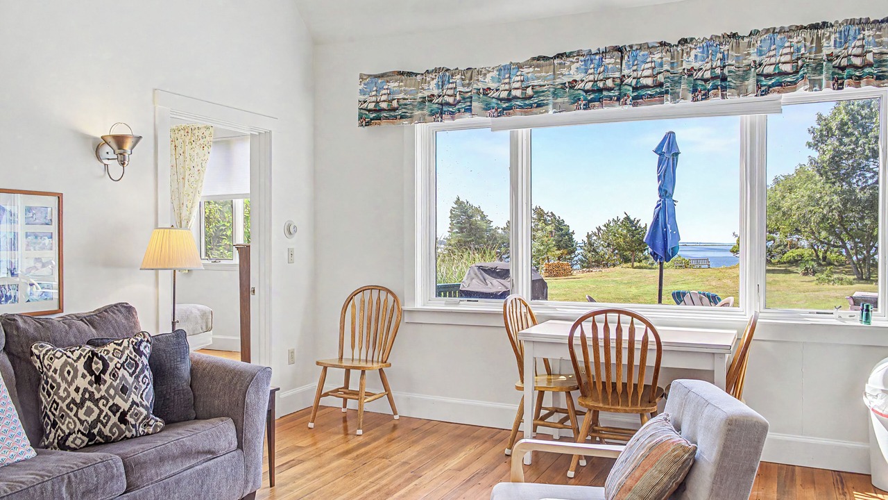 Photo of Livingroom in Wareham