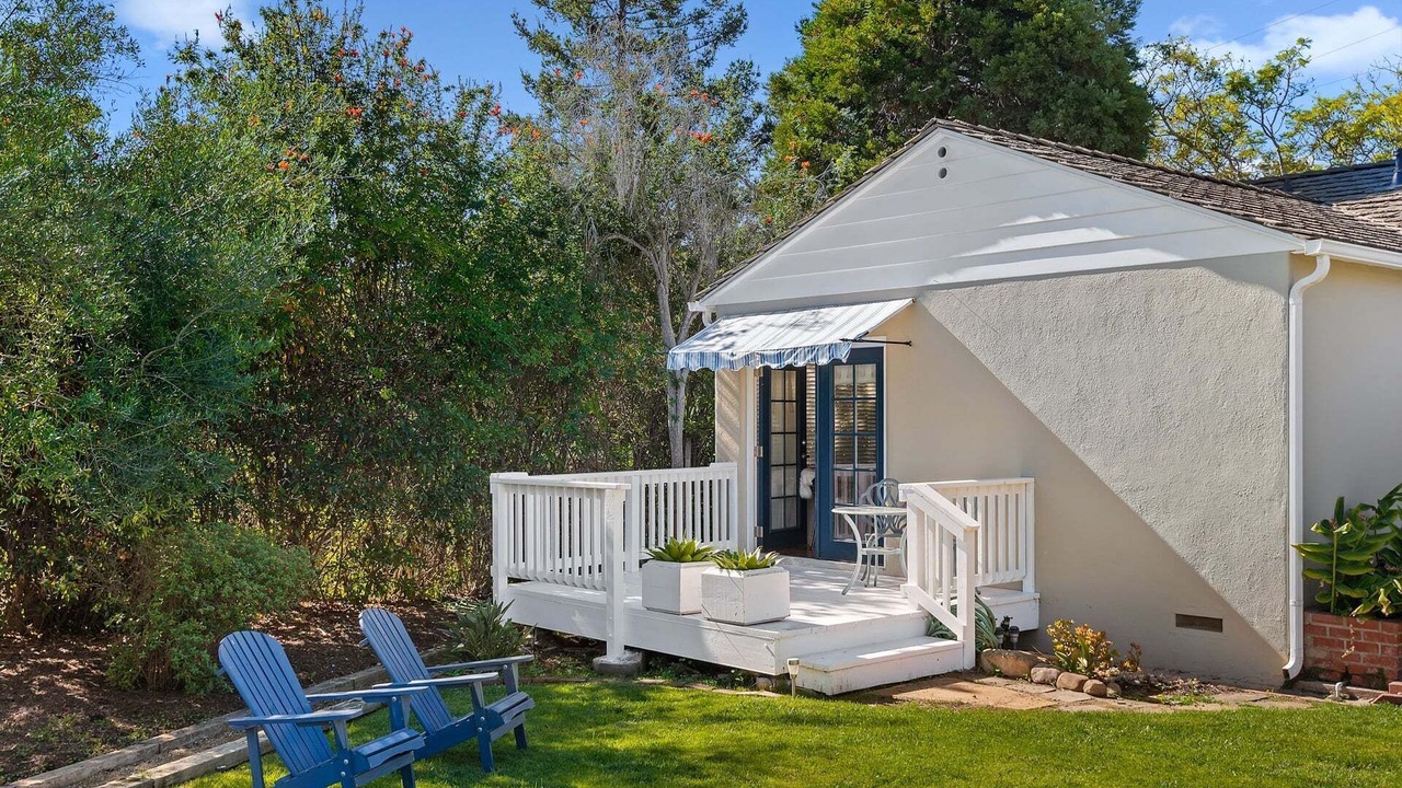 Photo of Patio Balcony in Toro Canyon