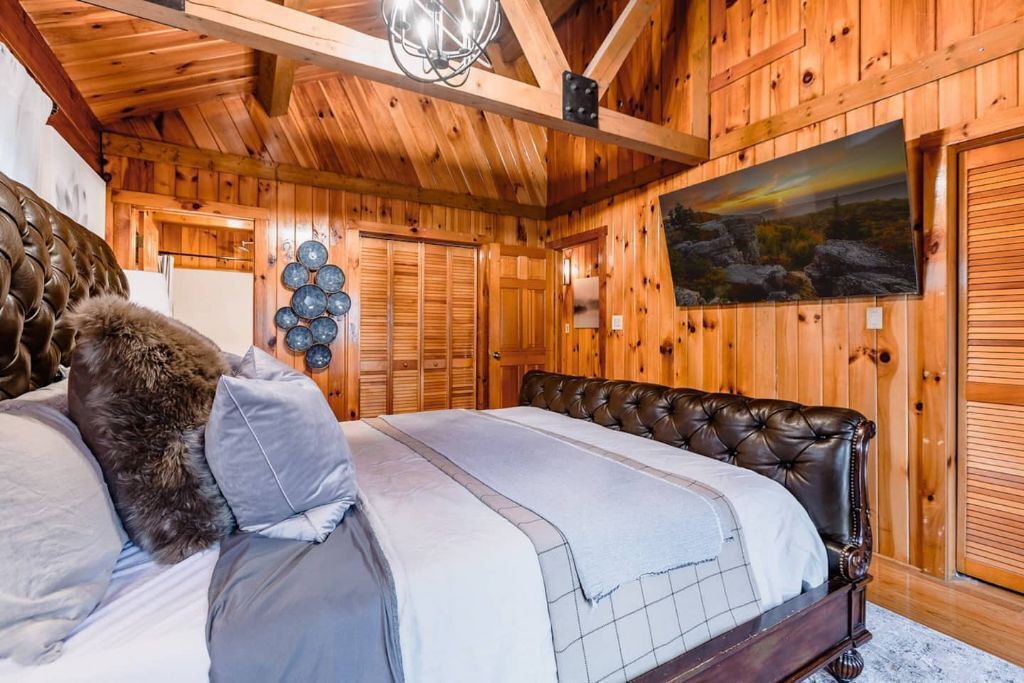 Photo of Bedroom in Halltown