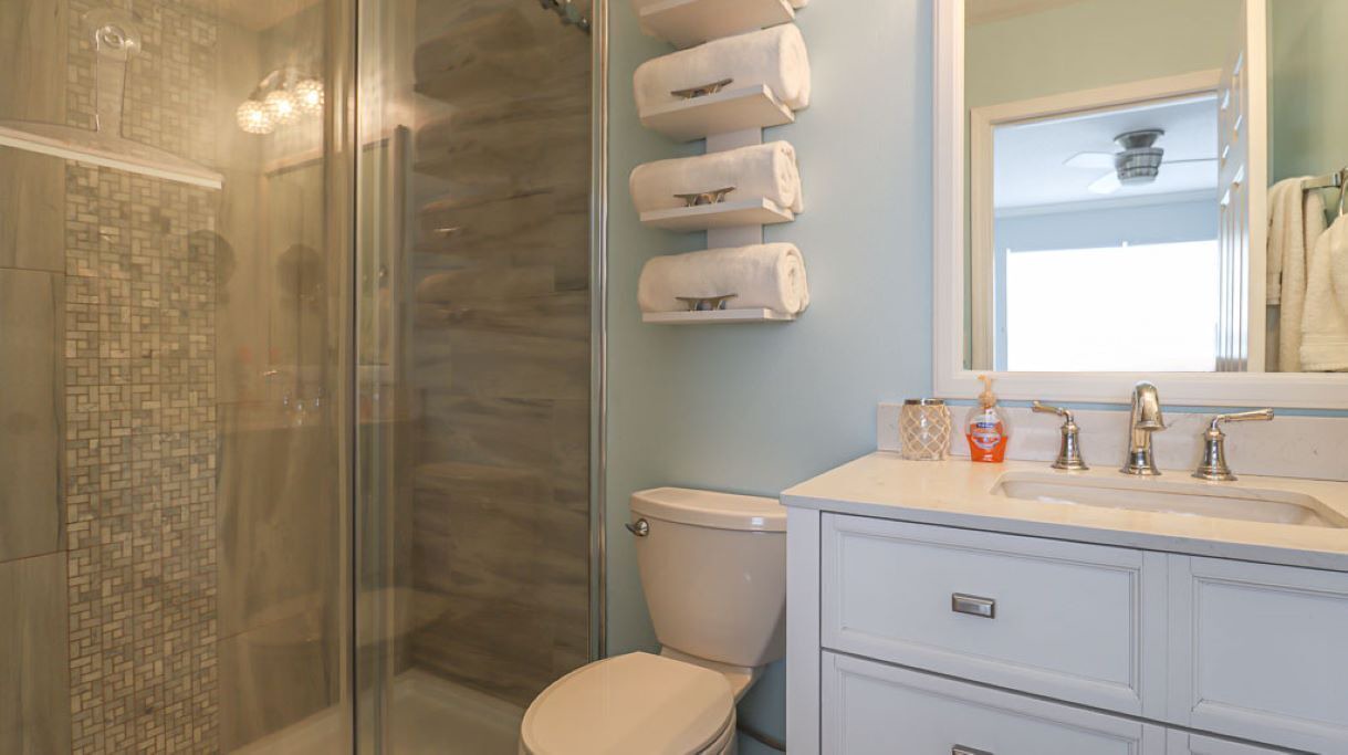 Photo of Bathroom in Ocean Springs