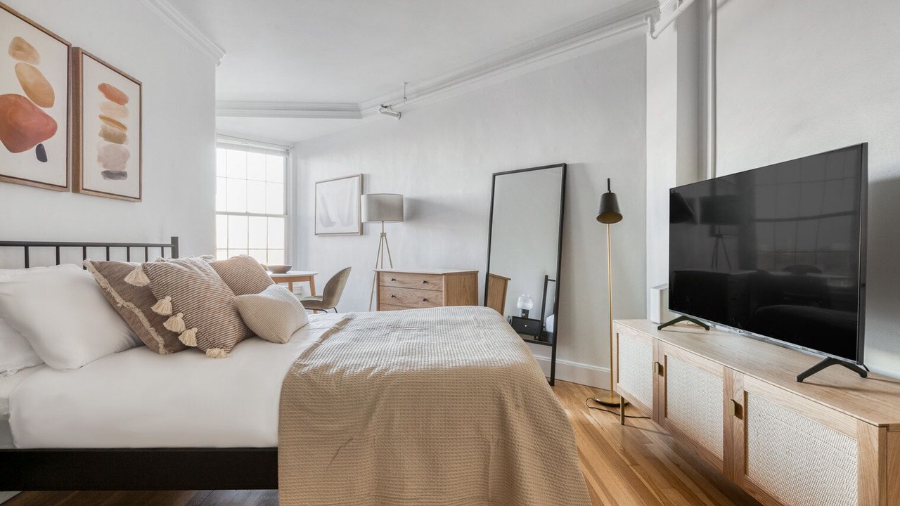 Photo of Bedroom in North Brookline