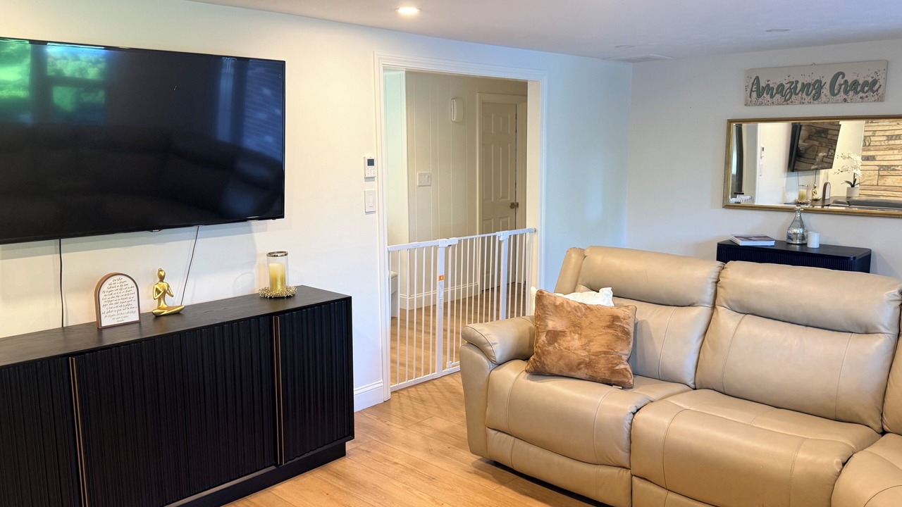Photo of Livingroom in Teaticket