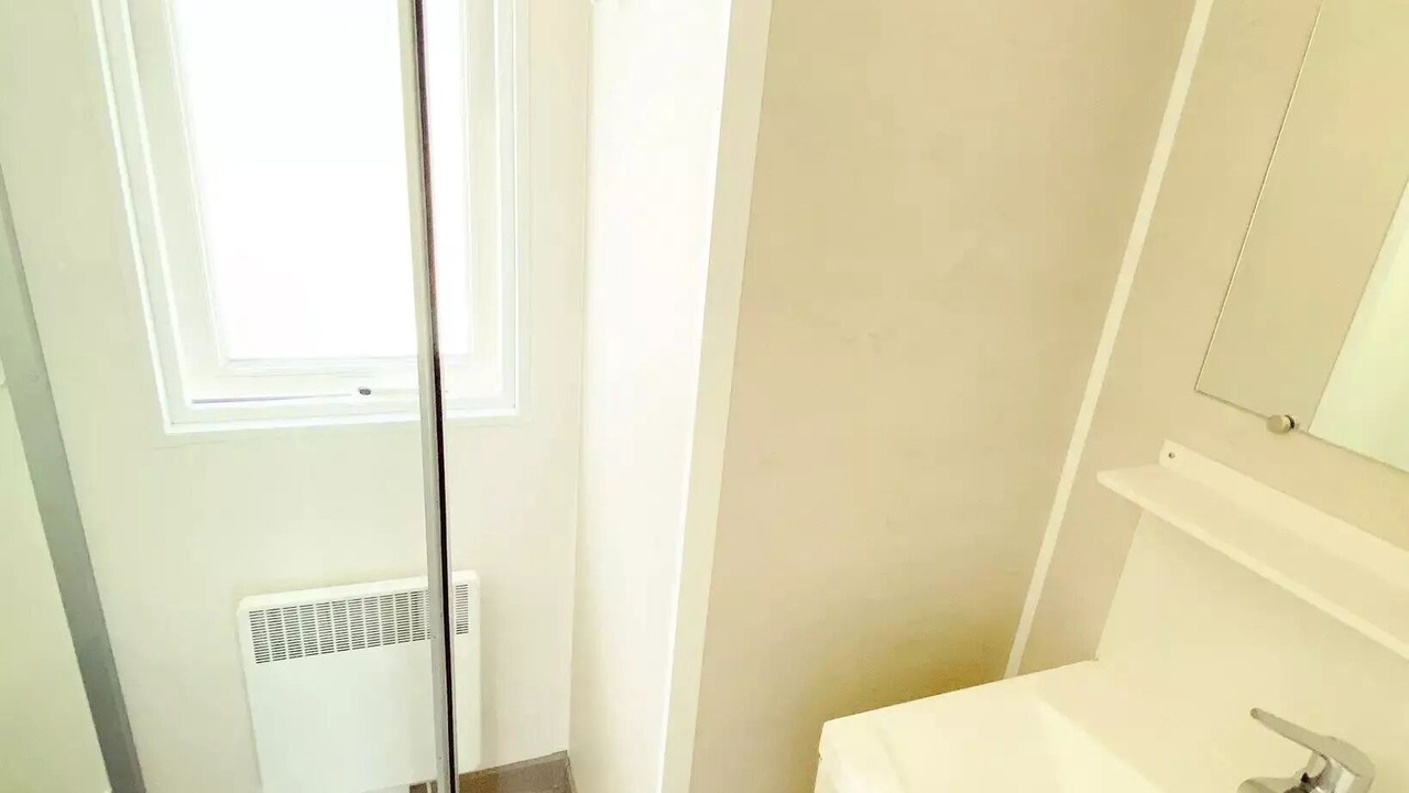 Photo of Bathroom in Saint-Maximin