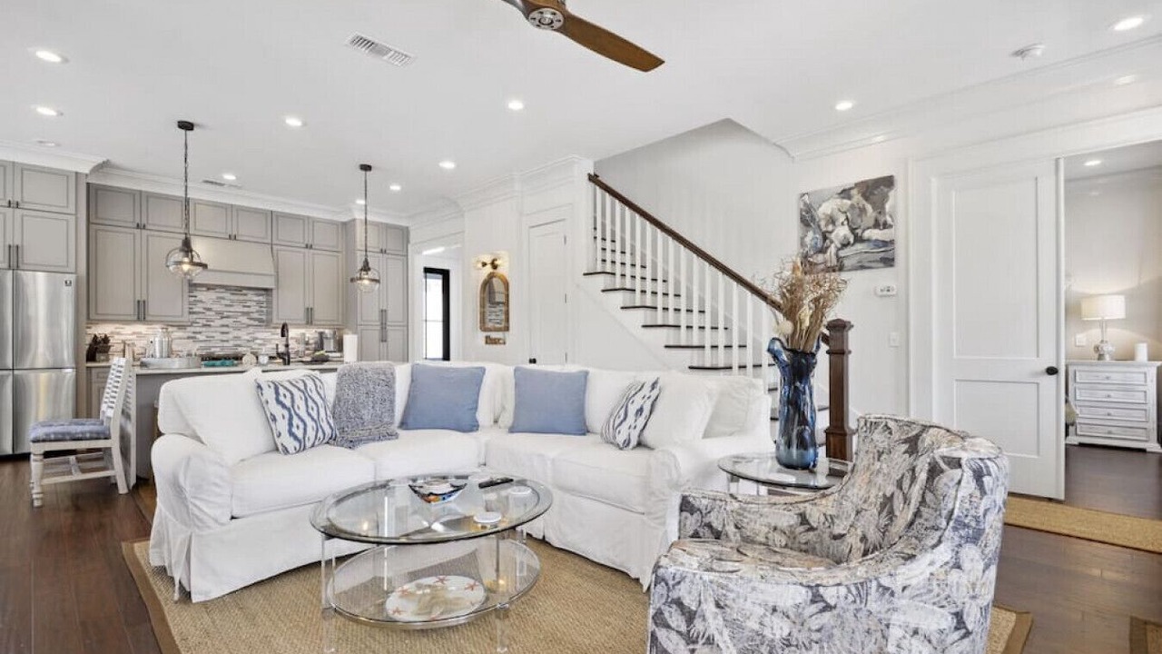 Photo of Livingroom in Old Town