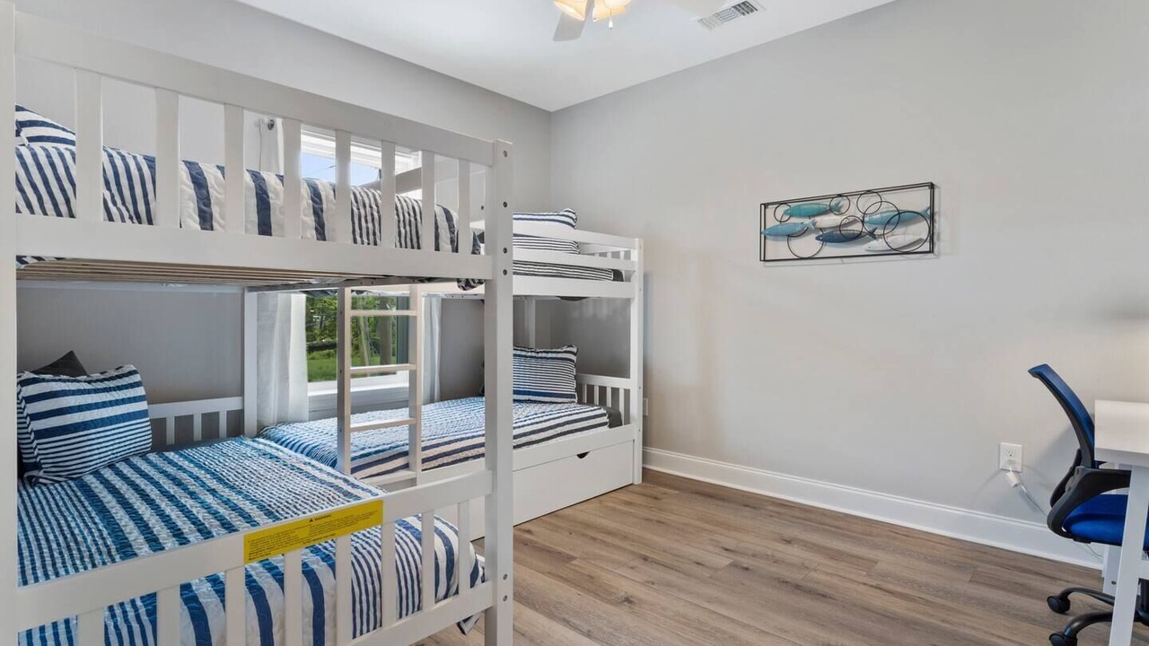 Photo of Bedroom in Shoreline Park