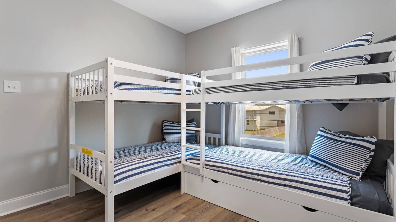 Photo of Bedroom in Shoreline Park
