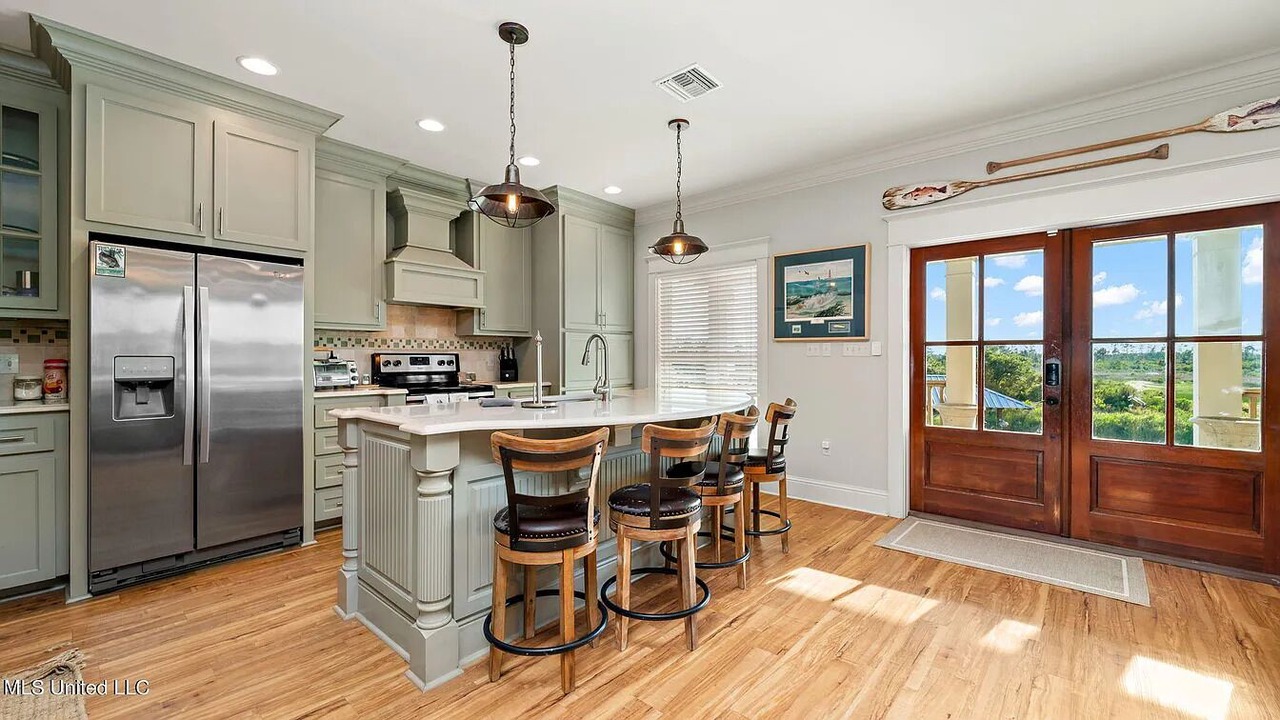 Photo of Kitchen in Shoreline Park