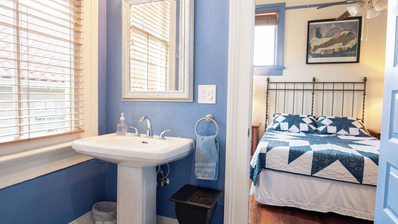 Photo of Bathroom in Mid-City
