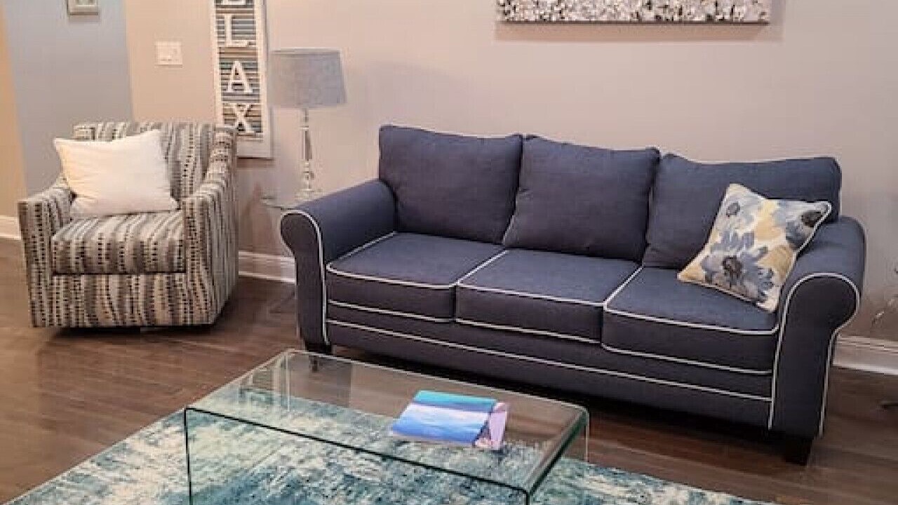 Photo of Livingroom in Shoreline Park