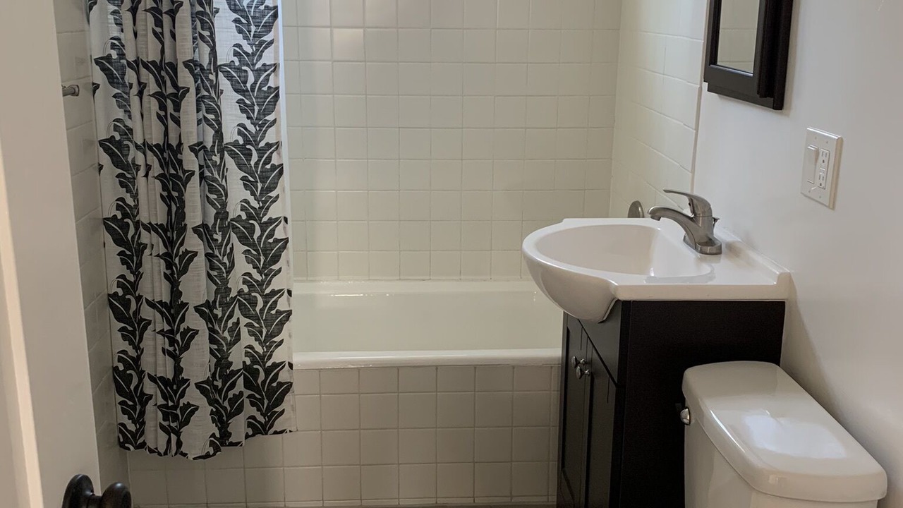 Photo of Bathroom in Ventura