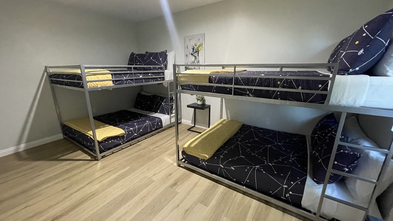 Photo of Bedroom in Sierra Madre